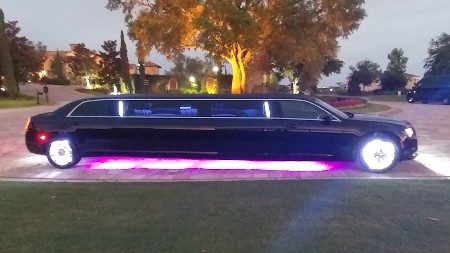 2018 Chrysler 300 T Super Stretch laser show